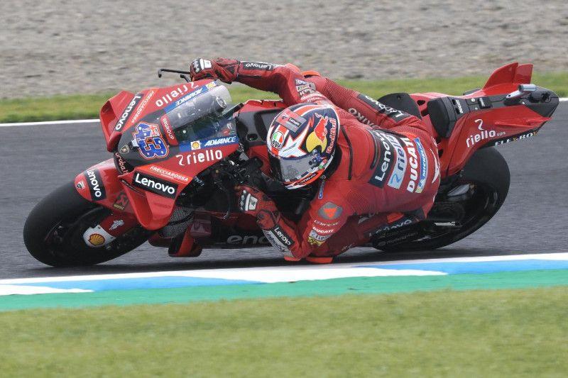 Miller Juarai GP Jepang sementara Bagnaia Terjatuh di Lap Terakhir