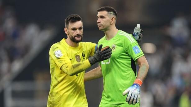 Hugo Lloris Gantung Sepatu dari Timnas Prancis