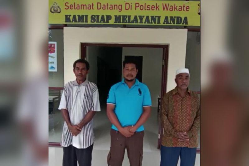 Bukan Polisi, Pria Viral yang Injak-injak Bendera Merah Putih di Polsubsektor Wakate Minta Maaf