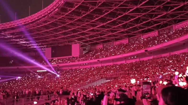 Sulap GBK Jadi Lautan Pink, BLINK Sukses Buat BLACKPINK Terpukau