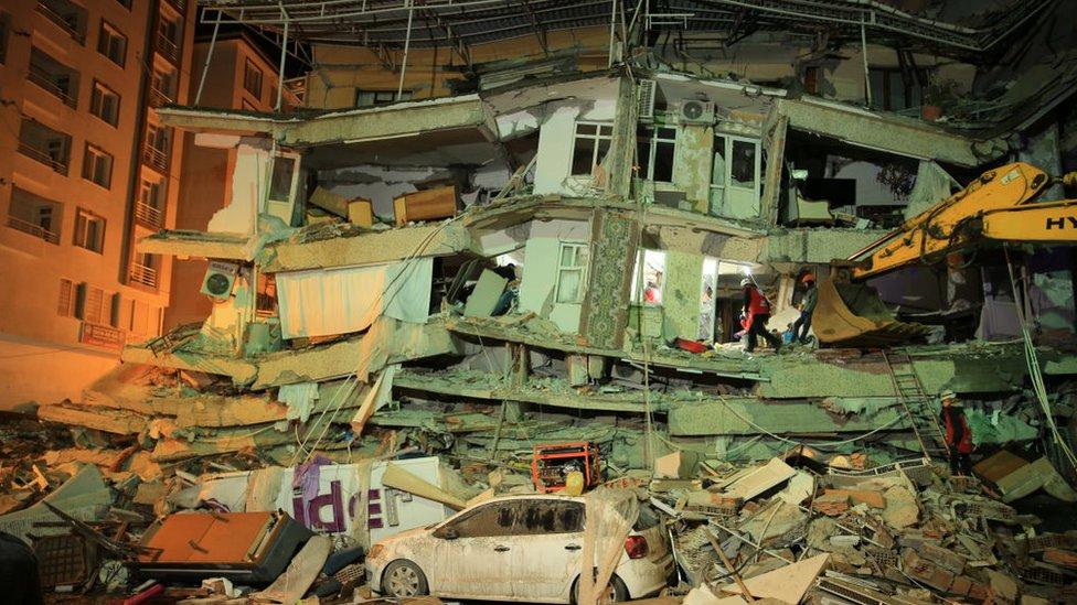 Ratusan WNI Minta Segera Dievakuasi Pascagempa Turki