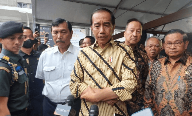 Jokowi Sebut Pemerintah Cari Sebab Kenaikan Harga Beras