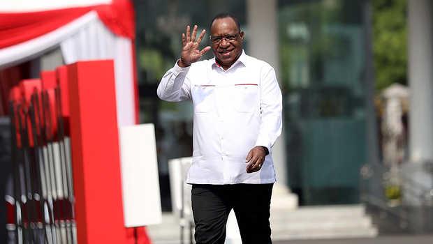 Mengenal John Wempi, Wamendagri Baru Kabinet Indonesia Maju