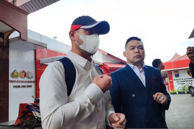 Ferry Meminta Maaf Setelah Resmi Ditahan Polisi