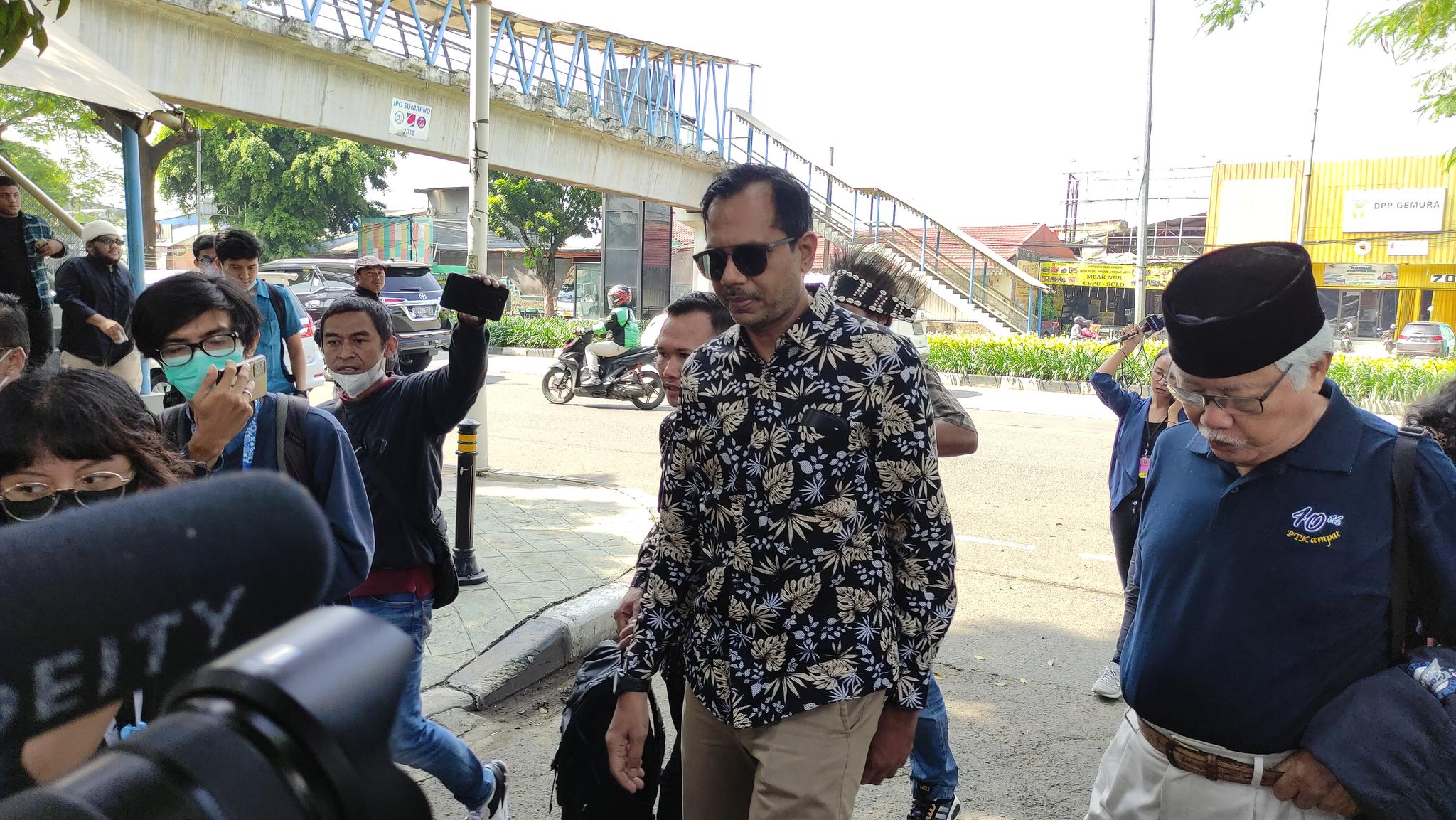 Jaksa Baca Dakwaan Haris Azhar, Sebar Hoaks Cemarkan Nama Baik 'Lord' Luhut