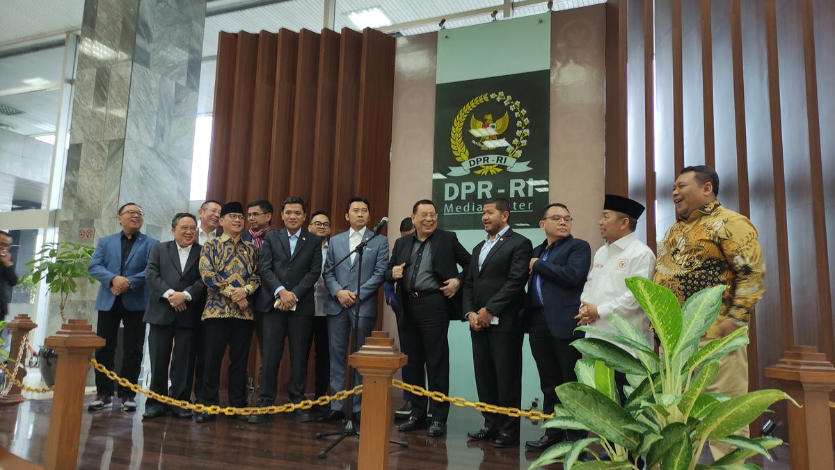 Standar Ganda MK Jika Putuskan Sistem Pemilu Tertutup