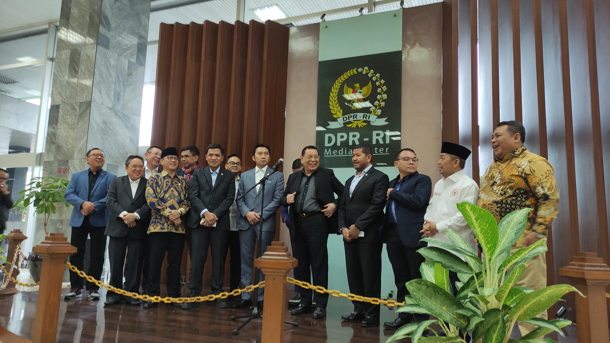 Standar Ganda MK Jika Putuskan Sistem Pemilu Tertutup