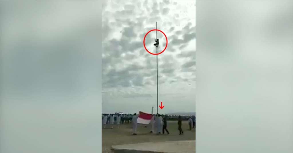 Di Balik Aksi Heroik Panjat Tiang Bendera, Ternyata Begini Kehidupan Bocah Joni