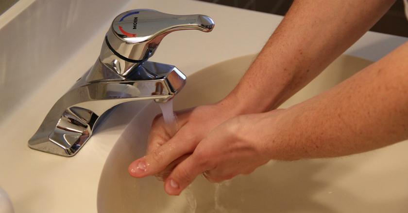 Jangan Pakai 'Hand Dryer' Usai Cuci Tangan, Ini Alasannya.....