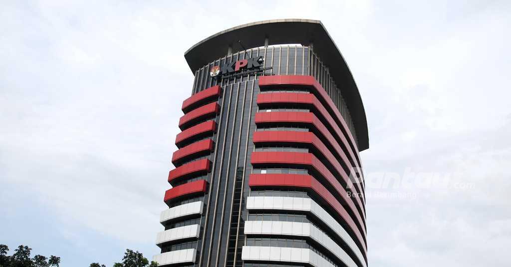 KPK OTT Bupati Indramayu