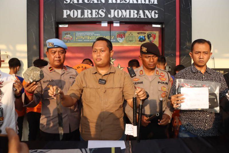 Ratusan Pesilat Jombang Keroyok Polisi hingga Rusak Kendaraan Ditangkap