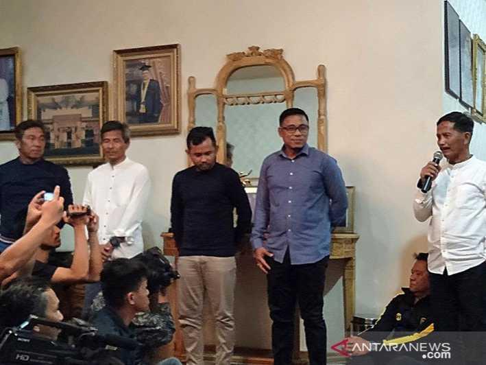OK Jhon Gabung Barito Putera