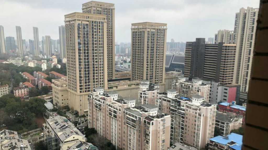 Kabar Korona dari China Secara Online