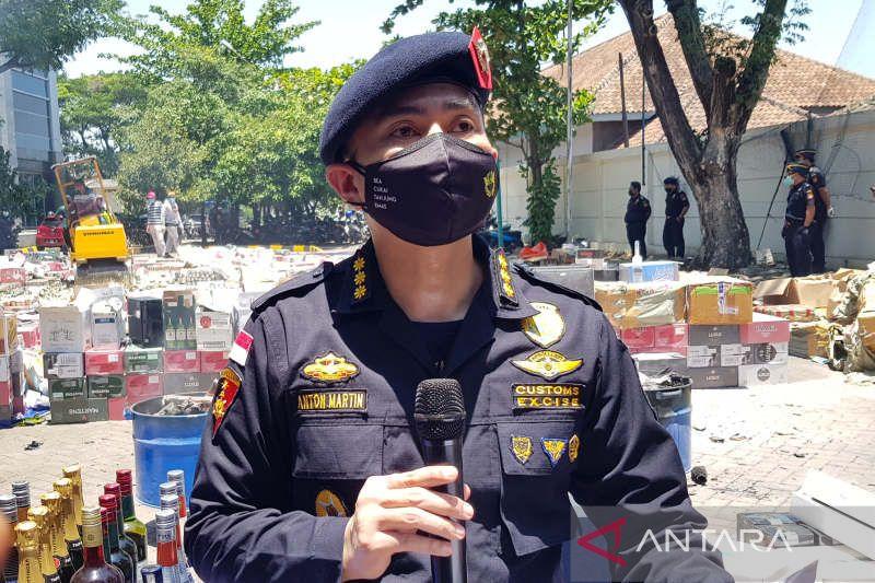 Dampak Banjir Rob di Semarang, Bea Cukai Tanjung Emas Permudah Cek Barang Ekspor
