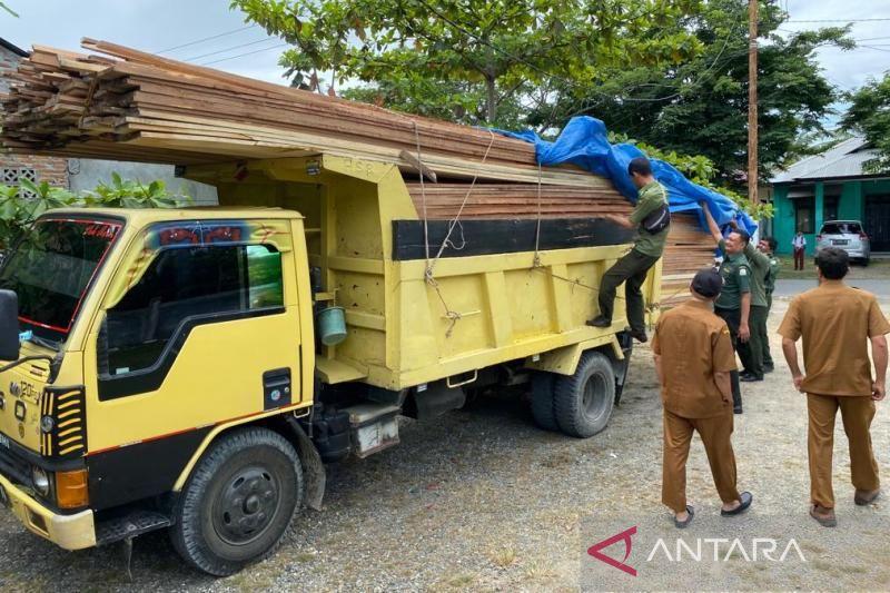 Diduga Angkut Kayu Ilegal, Satu Truk di Aceh Barat Ditangkap