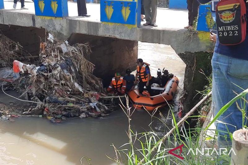 Cemari Sungai, Pemkab Bekasi Akan Beri Ancaman Pidana