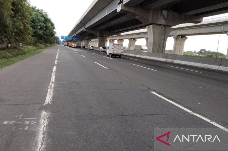 Jasa Marga Rekonstruksi Berkala Dua Titik Jalan Tol Jakarta-Cikampek