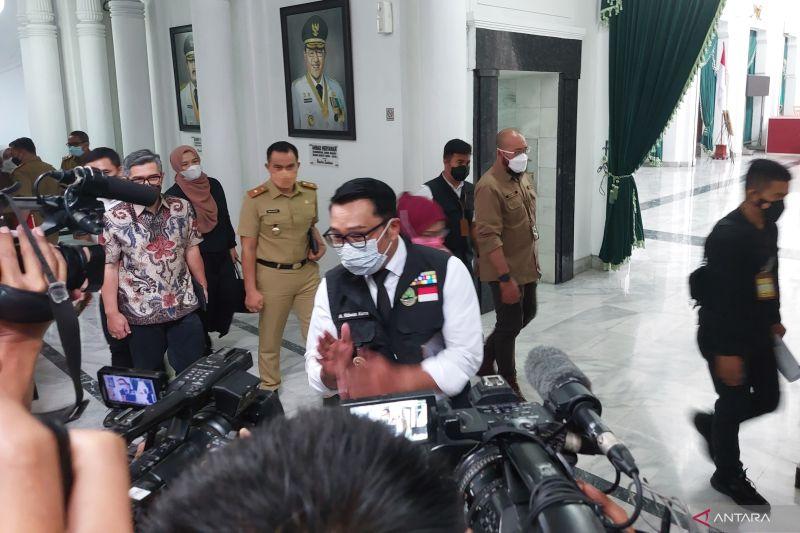 Ridwan Kamil Bahas Delapan Hal Saat Hari Pertama Kembali Bekerja
