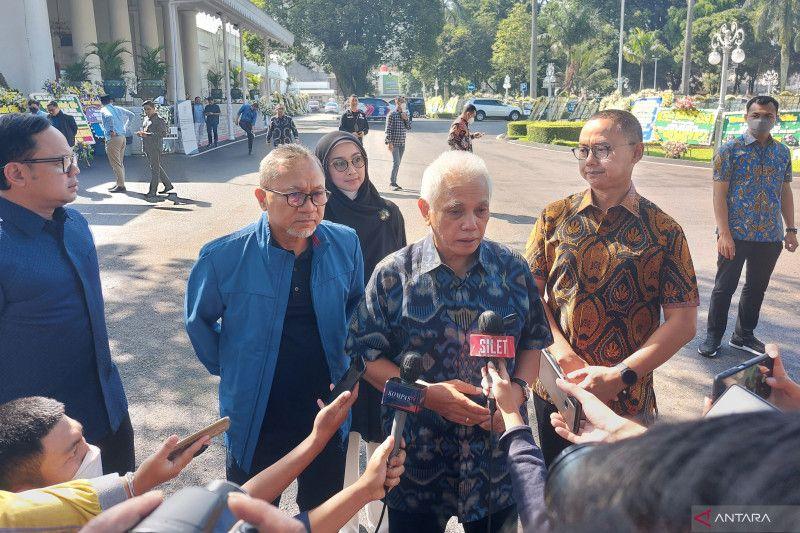 Petinggi PAN Takziah ke Gedung Pakuan, Zulhas: Ridwan Kamil Mentalnya Tegar Sekali