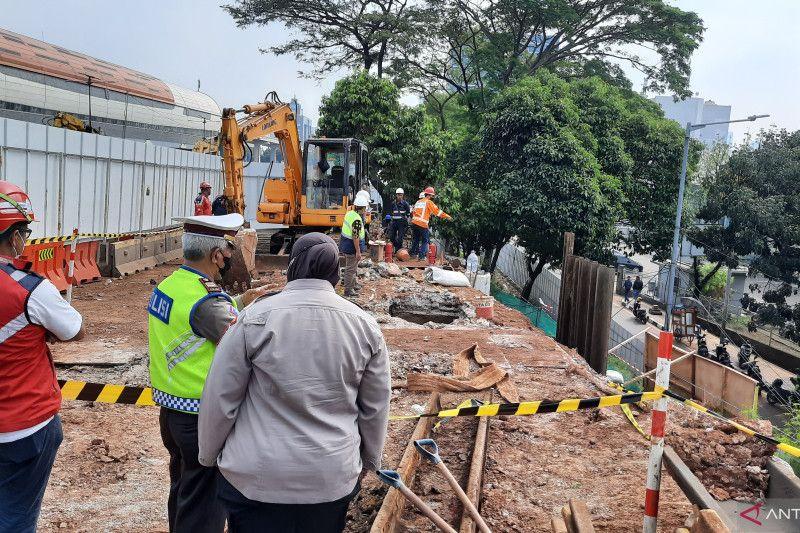 Polisi Selidiki Penyebab Pipa Gas Bocor di MT Haryono, Proyek Diberhentikan Sementara