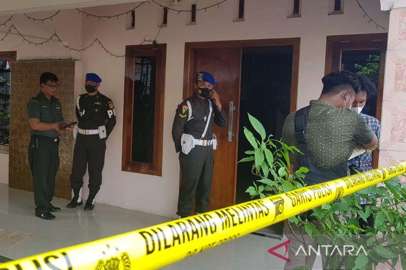 Kronologi Penemuan Kopda Muslimin Otak Penembakan Istri Tewas di Rumah Orang Tua Hingga Jenazah Dibawa Ambulans