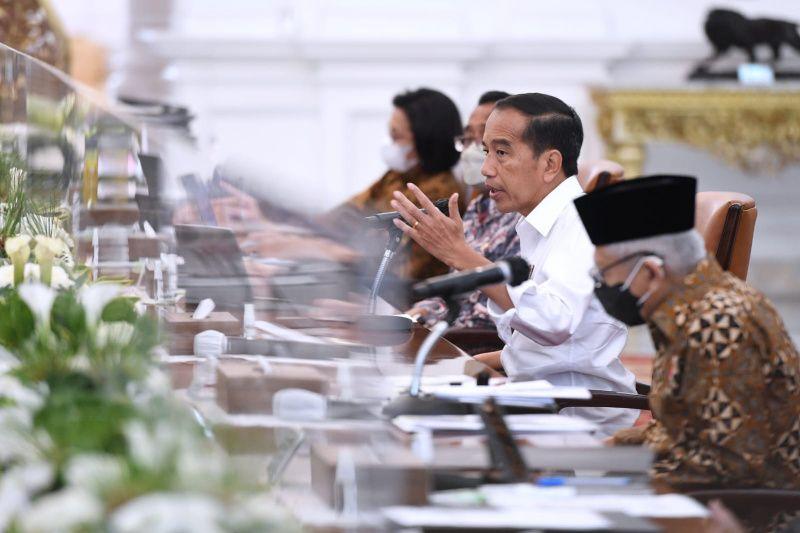 Timbulkan Banyak Masalah, Jokowi Minta Layanan Imigrasi Diubah Menyeluruh