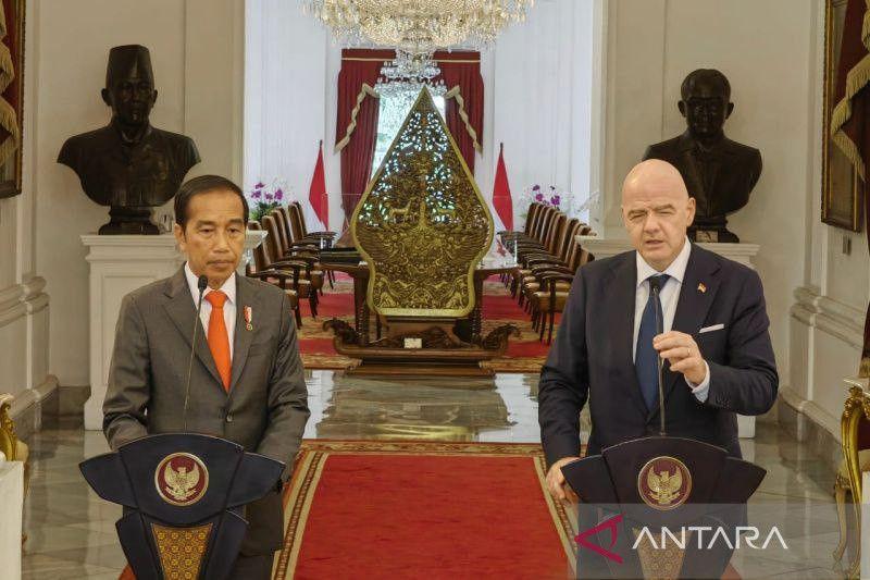 Jokowi Tidak Bicarakan Rekomendasi TGIPF dengan Presiden FIFA