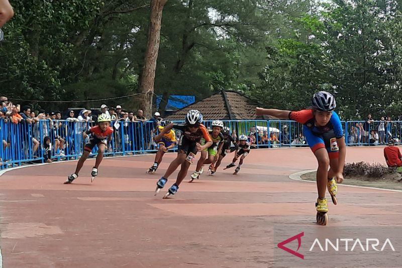 Keren! 402 Atlet Sepatu Roda Ikuti Kejurnas di Pariaman
