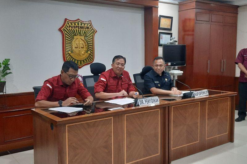 Kejagung Tetapkan Empat Orang sebagai Tersangka Korupsi Impor Garam