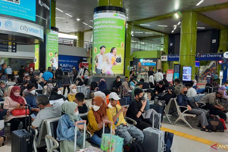 Jelang Nyepi, 64 Ribu Tiket KAI Terjual dari Stasiun Gambir dan Pasar Senen