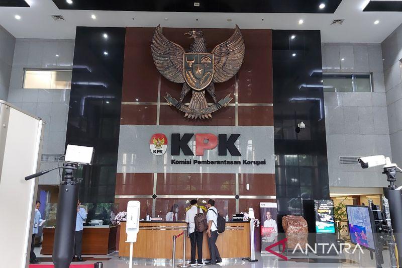 Kacau! Mantan Kepala Desa di Serang Nikah Pakai Uang Korupsi