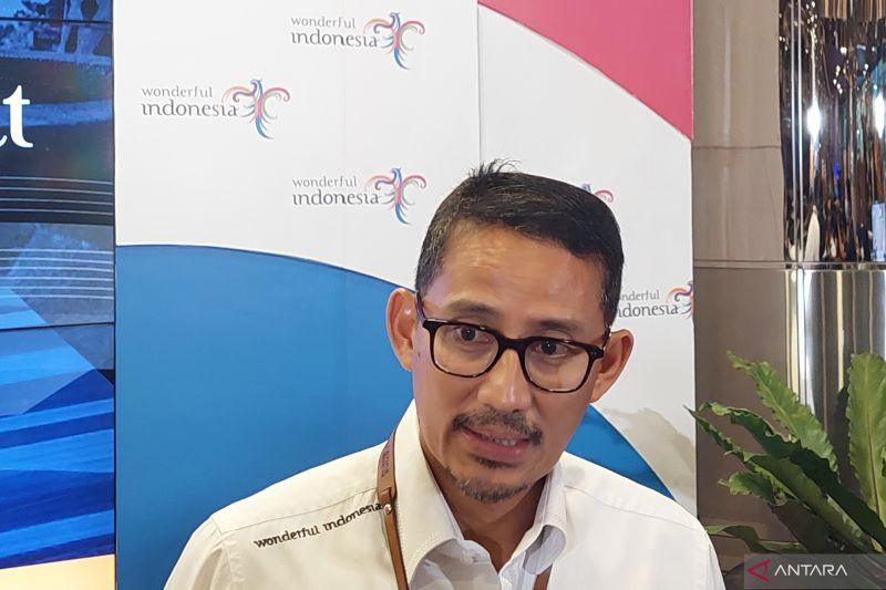 Rapat Bareng Komisi X, Sandiaga Prihatin Anggaran Kemenparekraf 2024 Turun