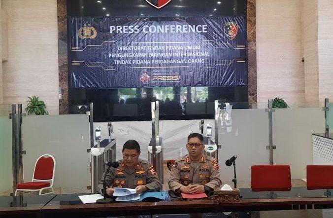 Sebarkan Propaganda Teroris via Medsos, 4 Warga Uzbekistan Ditangkap Densus 88
