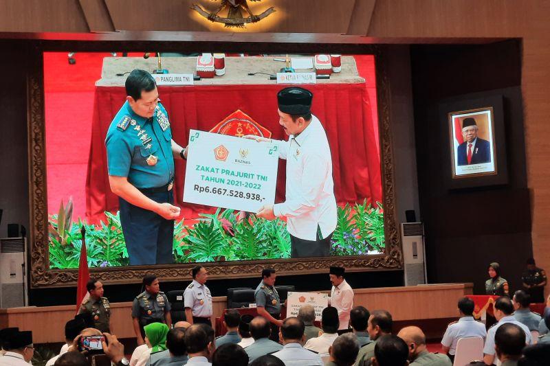 Panglima TNI Serahkan Zakat Prajurit Rp6,6 Miliar kepada Baznas