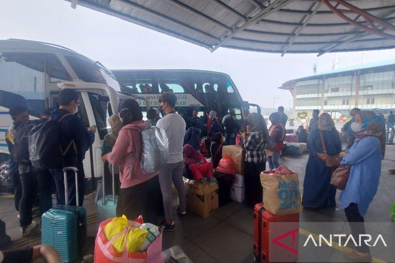 Hingga H-3, Sebanyak 22.508 Pemudik Tinggalkan Jakarta dari Terminal Pulo Gebang
