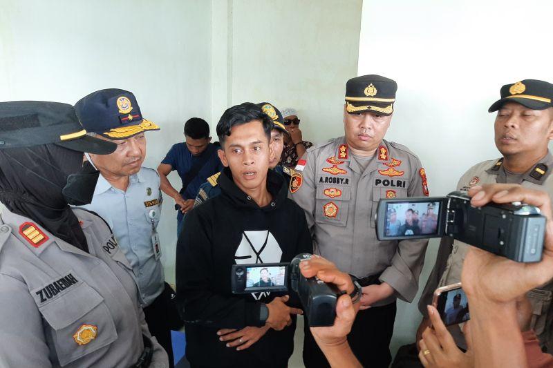 Kesaksian Korban Selamat Kapal Evelyn yang Terbalik di Riau