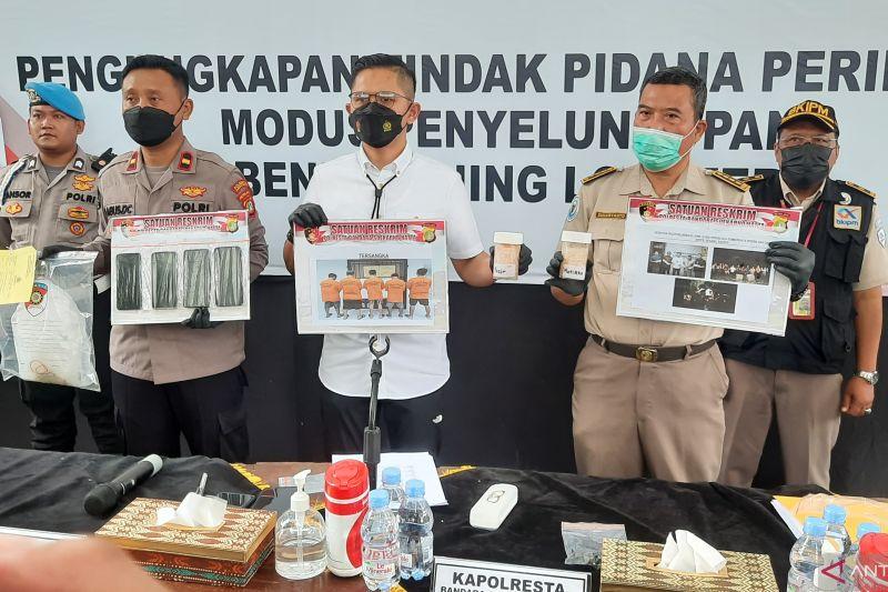 Polisi Tangkap 5 Tersangka Penyelundup Benih Lobster Rp4,1 Miliar