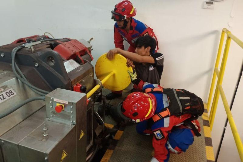 1 Korban Luka Tragedi Lift Macet di Pakuwon Tower Dievakuasi