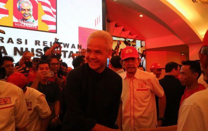 Sukarelawan RGN Sambut Ganjar Pranowo dengan Lagu "Njarji Njarbeh"