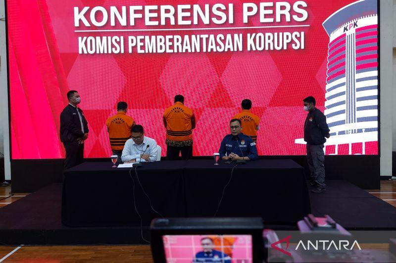 Buntut Kasus Jual Beli Jabatan, KPK Tahan Tiga Kepala Dinas Kabupaten Pemalang
