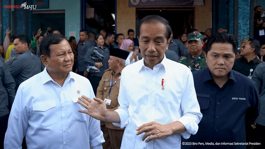 Jokowi Didampingi Prabowo dan Erick Thohir Kunjungi Pasar Bululawang