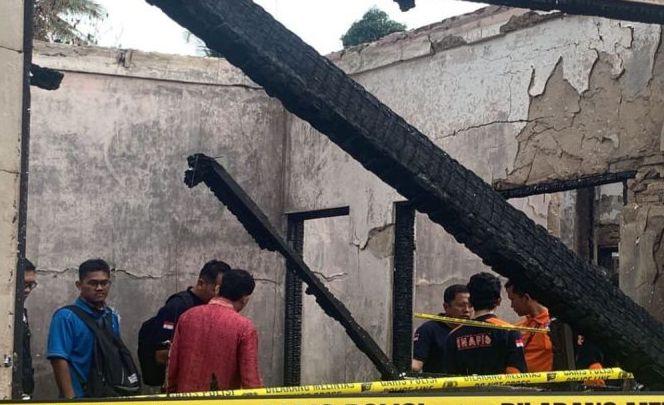 12 Saksi Diperiksa terkait Terbakarnya Kantor Bawaslu Palangka Raya