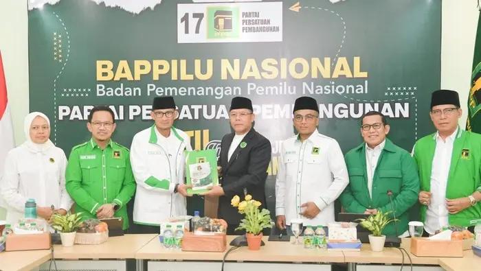 Sandiaga Uno Minta Gubernur Jatim Gabung jadi Tim Kampanye Ganjar: Saya Sangat Berharap