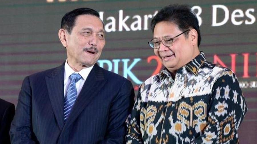 Luhut Irit Bicara Ditanya soal Nakhodai Golkar
