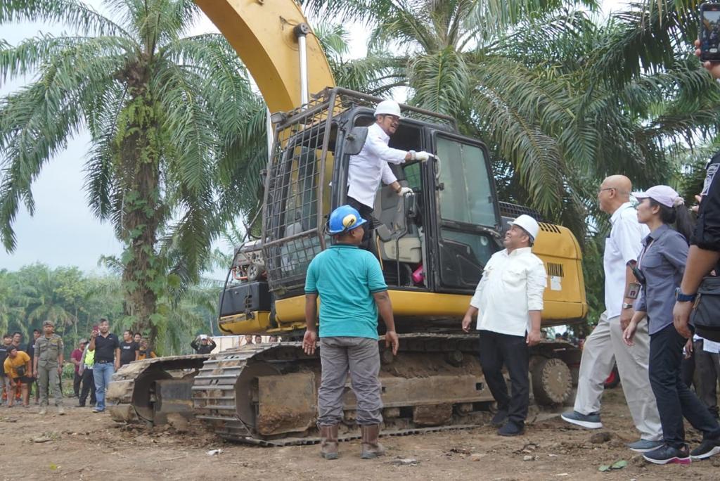 Mentan SYL Dorong Peremajaan Sawit dan Perkebunan Partisipatif di Serdang Bedagai, Sumut