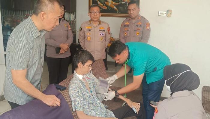 Respons Ayah Sultan Terkait Dijenguk Teman-teman Anaknya: Bersyukur Itu Obat Secara Psikologi
