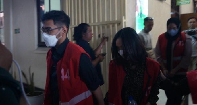 JPU Tuntut 1 Tahun Bui-Denda Rp 250 Juta untuk Pemeran Video Kebaya Merah