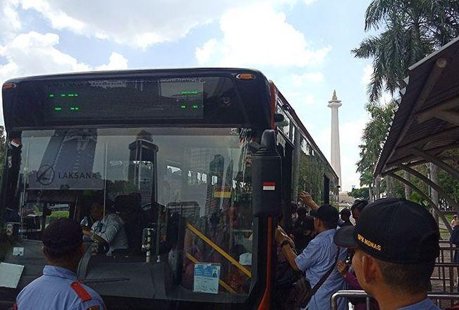 Imbas Aksi Buruh di Patung Kuda, TransJakarta Lakukan Penyesuaian Beberapa Rute