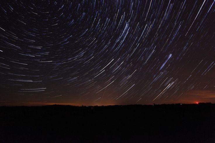 Bisa Dilihat dengan Mata Telanjang, Puncak Hujan Meteor Perseid Terjadi Dini Hari 13 Agustus 2023