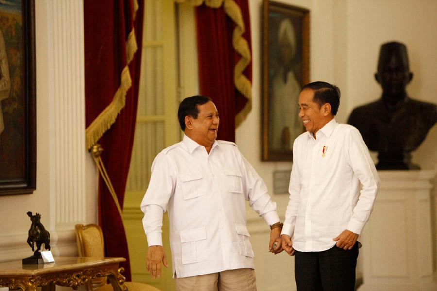 Relawan Khofifah Sanjung Kinerja Bacapres Prabowo Sebagai Menhan, Kode Minta Sandingkan dengan Gubernur Jatim?